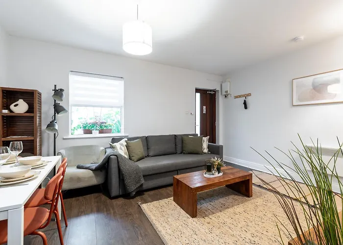 Lovely 2-bed In The Heart Of *